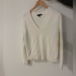 Banana Republic Cream V-Neck Sweater
